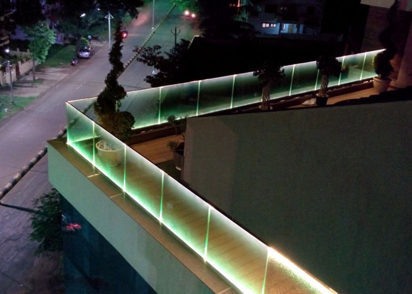 Imperio Led Railings 2